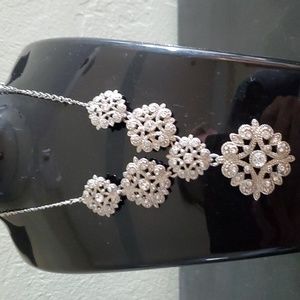 Womens necklace